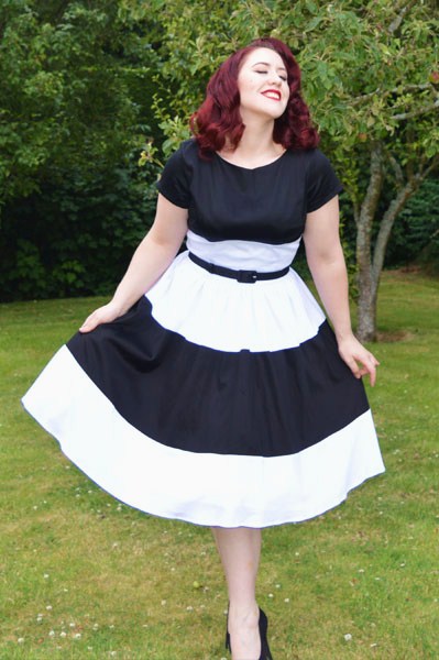 Pinup Girl Clothing Amanda Dress Junebugs & Georgia Peaches