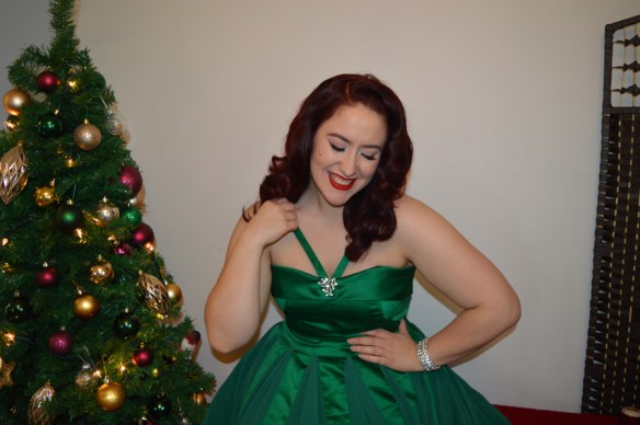 Unique Vintage Emerald Green Dovima dress