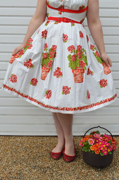 Dyann White Flower Pot Dress Retrospec'd