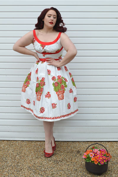 Dyann White Flower Pot Dress Retrospec'd