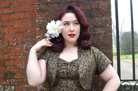 Vivien of Holloway Black Golden Leaves Sarong Set