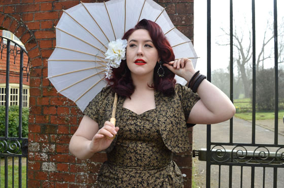 Vivien of Holloway Black Golden Leaves Sarong Set