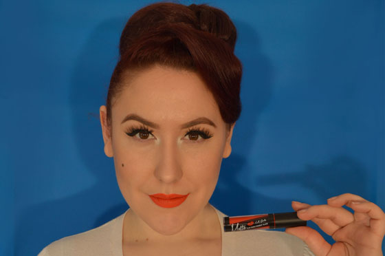 LA Girl Matte Pigment Gloss Doll Me Up Darling Instinct