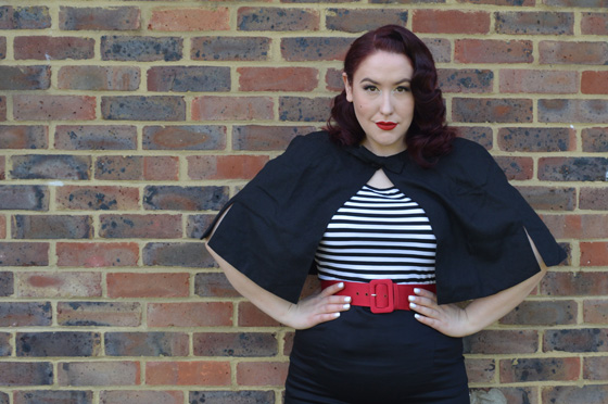 Dolly & Dotty Sabrina Cape, Gina Top, Falda Pencil Skirt