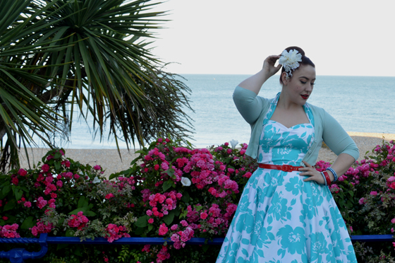 Vivien of Holloway 1950s Halter Neck Circle Dress Turquoise Floral