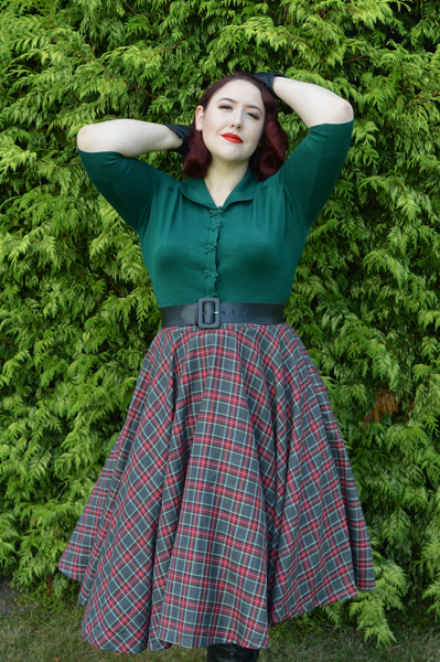 40s April Bow Cardigan by Dancing Days by Banned