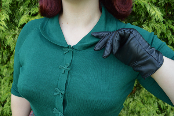 40s April Bow Cardigan by Dancing Days by Banned