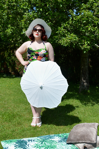 For Luna Carmen Exotic Flowers swimsuit plus size