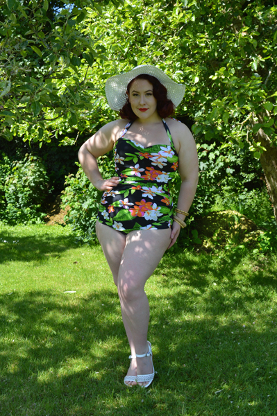 For Luna Carmen Exotic Flowers swimsuit plus size