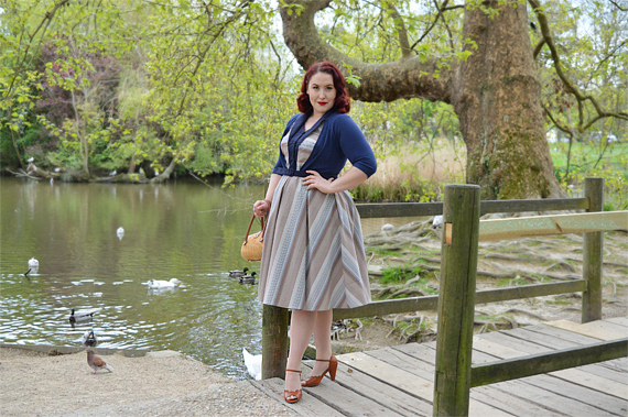 Miss Candyfloss Lovis-Dora housewife dress