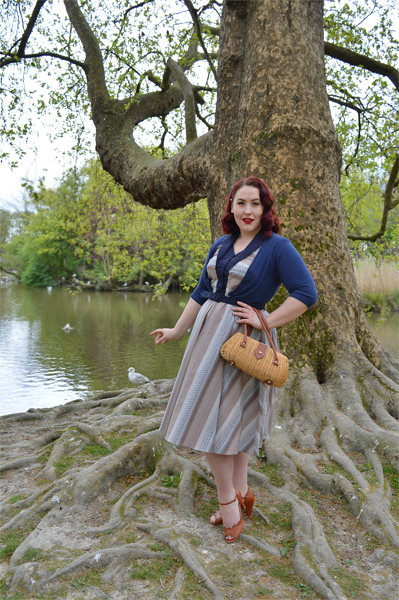 Miss Candyfloss Lovis-Dora housewife dress