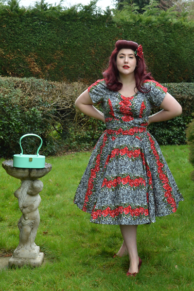 Miss Amy May Love UR Look 1950s Rose Belt Front dress