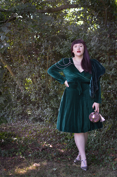 Miss Amy May Hogwarts vintage style Slytherin student pinup plus size inspired Harry Potter Cosplay disneybound