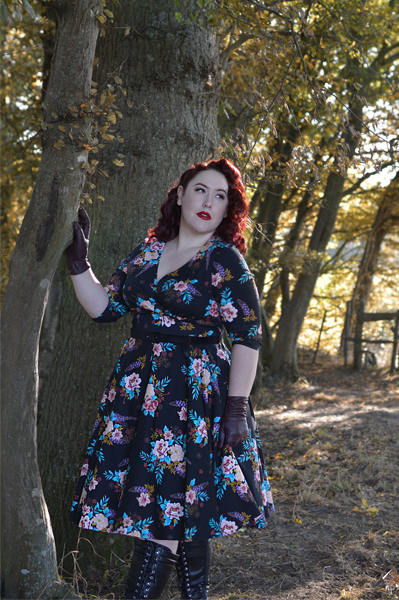 Hell Bunny Blue Bell 50s dress plus size pinup Miss Amy May fit review