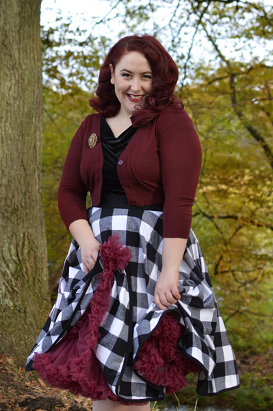 Heart of Haute Black velvet Deanna top Black check flannel circle skirt Miss Amy May plus size pinup