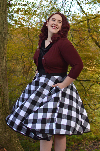 Heart of Haute Black velvet Deanna top Black check flannel circle skirt Miss Amy May plus size pinup 