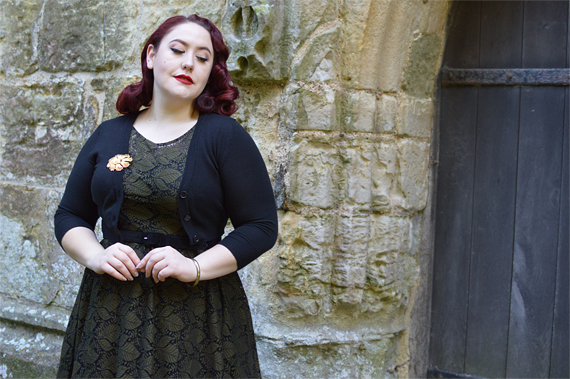 Sophia Vintage Inspired Leaf Dress curve plus size range Voodoo Vixen pinup Miss Amy May