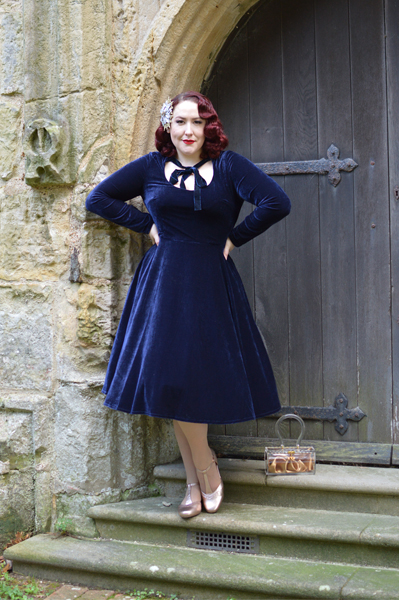 Collectif Clothing navy velvet Clara swing dress christmas party Hotter shoes Rose Gold Viviene heels Miss Amy May plus size pinup fit size review