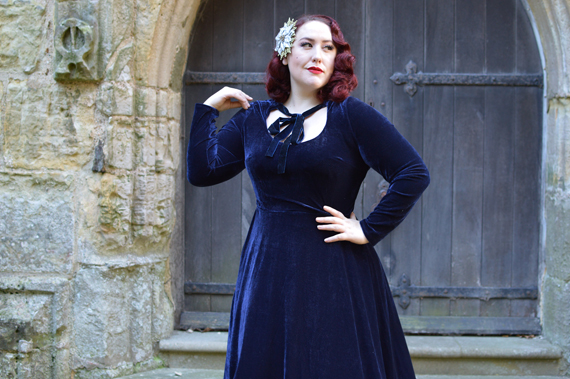 Collectif Clothing navy velvet Clara swing dress christmas party Hotter shoes Rose Gold Viviene heels Miss Amy May plus size pinup fit size review