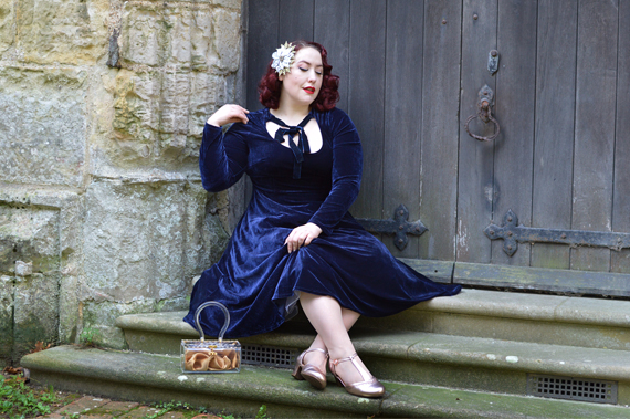Collectif Clothing navy velvet Clara swing dress christmas party Hotter shoes Rose Gold Viviene heels Miss Amy May plus size pinup fit size review