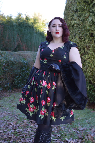 Hell Bunny Antonia Mid dress rose print SS19 discount code hellbunny.com AMYMAY20!% Miss Amy May pinup fit plus size review