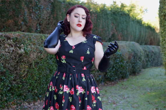 Hell Bunny Antonia Mid dress rose print SS19 discount code hellbunny.com AMYMAY20!% Miss Amy May pinup fit plus size review