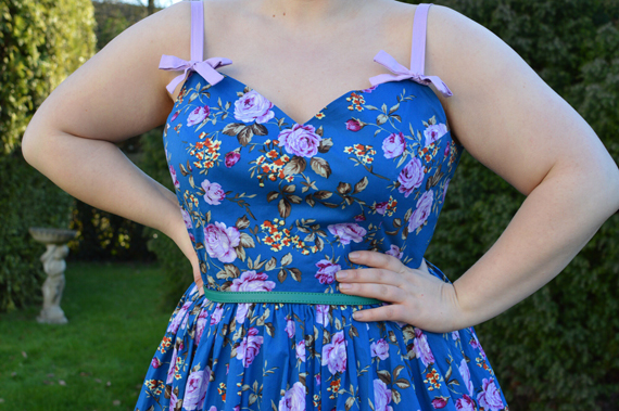Hell Bunny Violetta 50s floral dress size fit review plus size pinup Miss Amy May