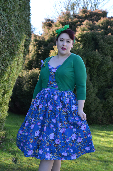 Hell Bunny Violetta 50s floral dress size fit review plus size pinup Miss Amy May