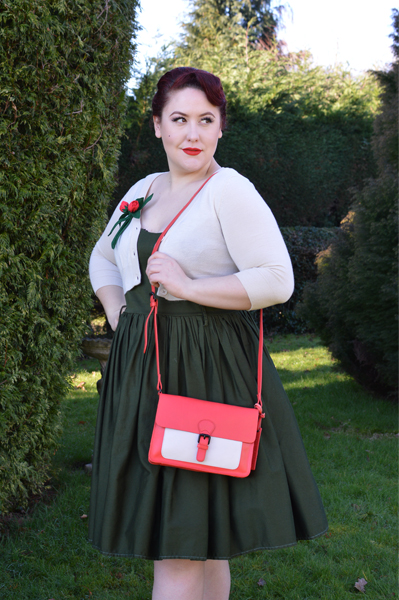Blood Orange/Beige Ivy leather satchel handbag gifted by Hotter Shoes Miss Amy May casual vintage style 