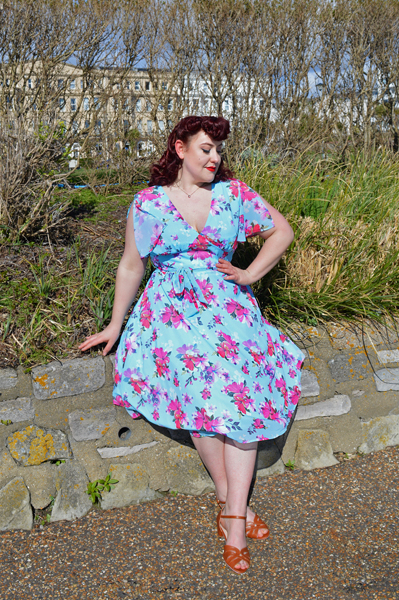 Hell Bunny Primavera Dress plus size fit review Miss Amy May discount code hellbunny.com