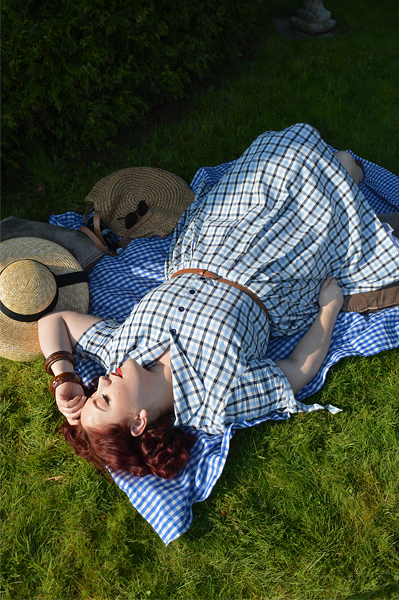 Claudine Blue Check shirtdress by Lindy Bop Large Round Straw shoulder bag Miss Amy May plus size pinup fit review