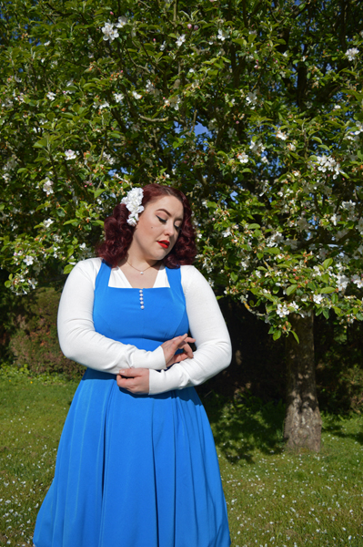 Beauty and the beast Belle cosplay disneybound disney fairy tale vintage inspired pinup Miss Amy May plus size fit review Bella-Blue dress gifted by Miss Candyfloss