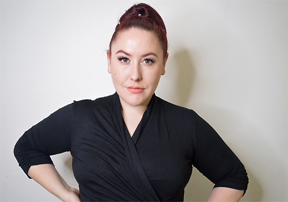 L'oreal Signature rouge matte liquid lipstick review swatches I empower Miss Amy May