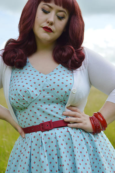 Giselle-Regina dress gifted by Miss Candyfloss fit size review plus size pinup Miss Amy May Fairy tales Disney collection