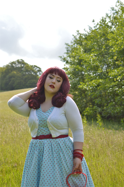 Giselle-Regina dress gifted by Miss Candyfloss fit size review plus size pinup Miss Amy May Fairy tales Disney collection