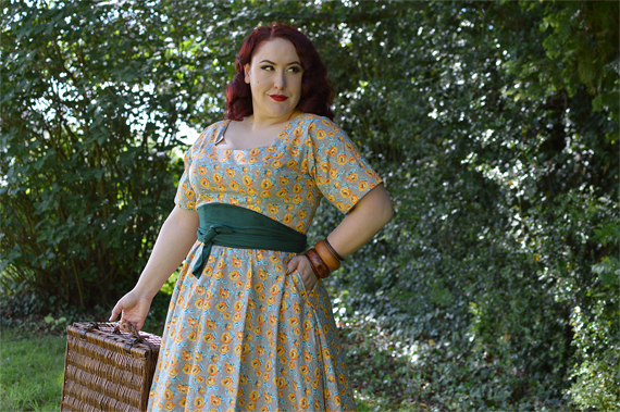 Love UR Look yellow blue grey floral print dress fit sizing review win a dress Miss Amy Msy