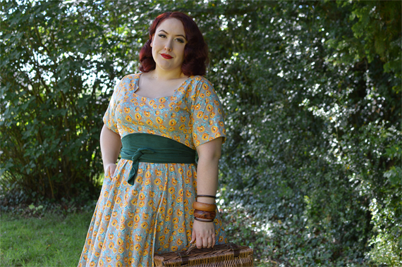 Love UR Look yellow blue grey floral print dress fit sizing review win a dress Miss Amy MsyLove UR Look yellow blue grey floral print dress fit sizing review win a dress Miss Amy May