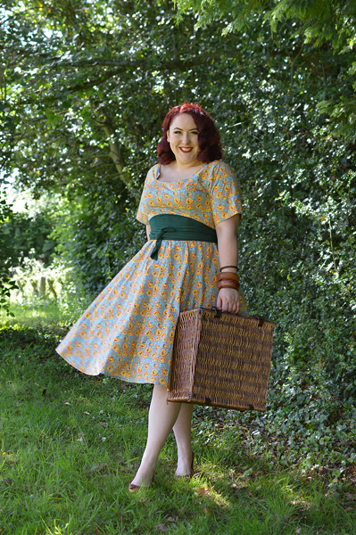 Love UR Look yellow blue grey floral print dress fit sizing review win a dress Miss Amy MsyLove UR Look yellow blue grey floral print dress fit sizing review win a dress Miss Amy May