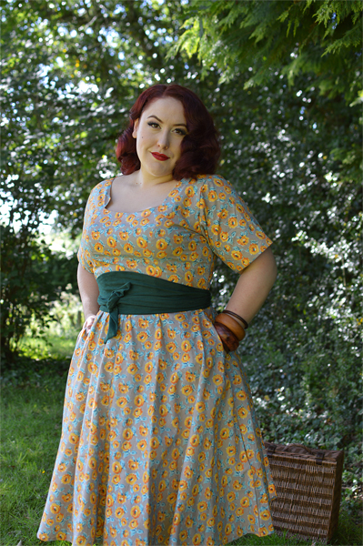 Love UR Look yellow blue grey floral print dress fit sizing review win a dress Miss Amy MsyLove UR Look yellow blue grey floral print dress fit sizing review win a dress Miss Amy May