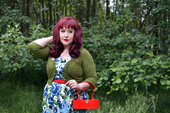 Blue Floral Hysteria dress gifted by Joanie Clothing plus size fit review Miss Amy May