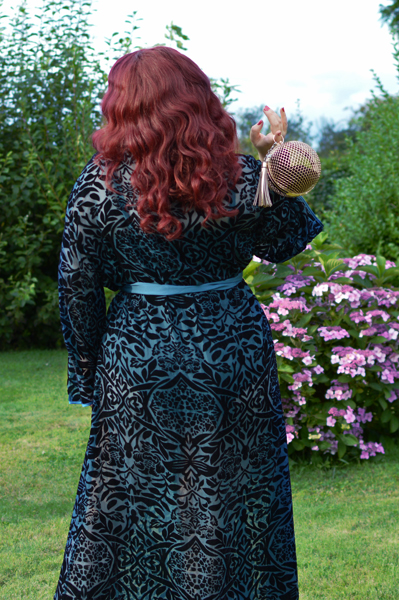 Teal Devore long velvet Robe by Fuller Figure Fuller Bust X Playful Promises collaboration line plus size fit review Miss Amy May vintage pinup