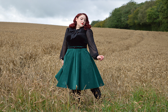 Gabriella Top Jefferson Skirt by Hell Bunny  Discount code Amymay20!% for 20% off  Hellbunny.com size fit review Miss Amy May