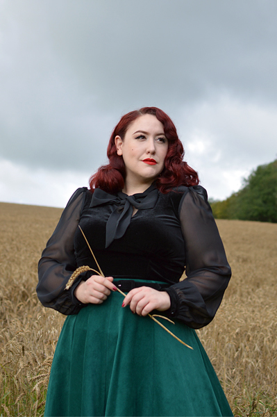 Gabriella Top Jefferson Skirt by Hell Bunny  Discount code Amymay20!% for 20% off  Hellbunny.com size fit review Miss Amy May