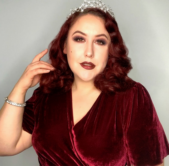 Coastal scents Hot Pots in Wild Raisin (base), Maroon Berry (full crease,) and Black Berry (outer V)