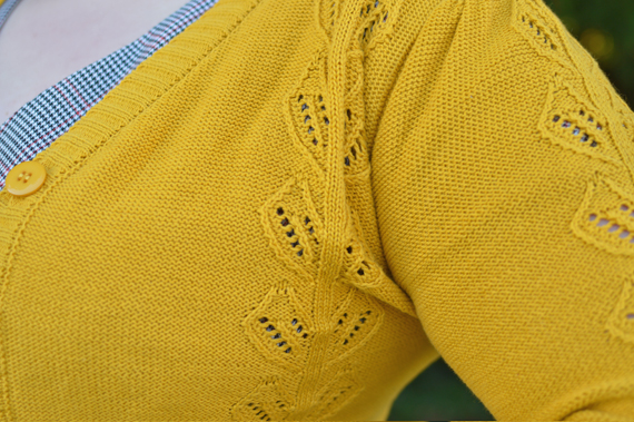 Voodoo Vixen Julia 40s knit cardigan plus size pinup fit review Miss Amy May