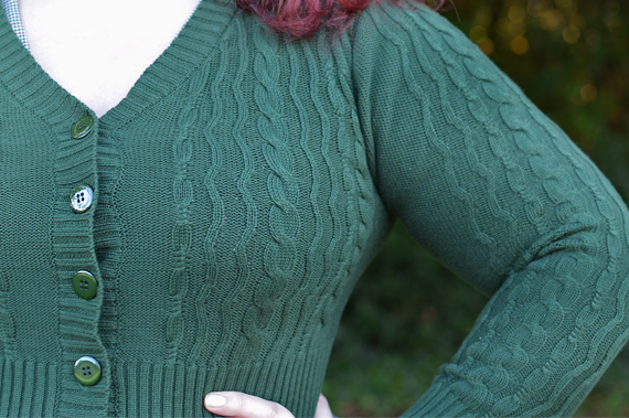 Voodoo Vixen Mabel 40s cable knit cardigan plus size pinup fit review Miss Amy May