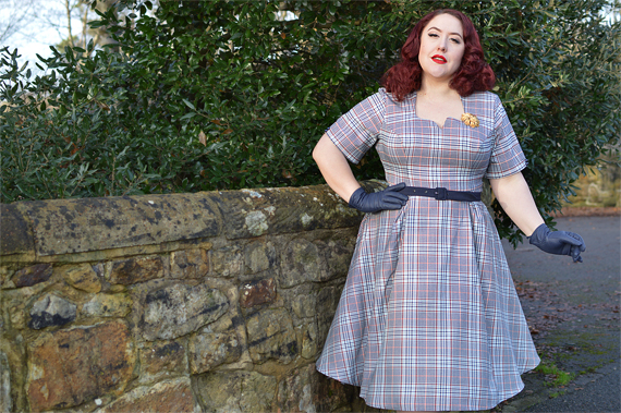 Tatum-lee tartan dress Dear Marilyn gifted by Miss Candyfloss fit size review plus size pinup Miss Amy May