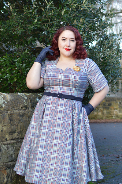 Tatum-lee tartan dress Dear Marilyn gifted by Miss Candyfloss fit size review plus size pinup Miss Amy May