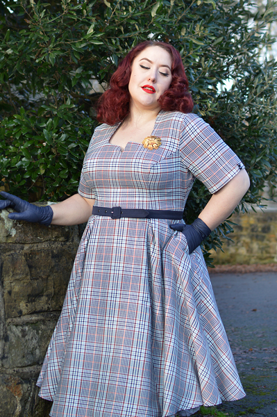 Tatum-lee tartan dress Dear Marilyn gifted by Miss Candyfloss fit size review plus size pinup Miss Amy May