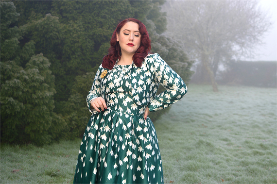 Dolly and Dotty Annie 50s dress Green Myrtle Snowdrop print matching Betty jacket dress set plus size fit review pinup Miss Amy May